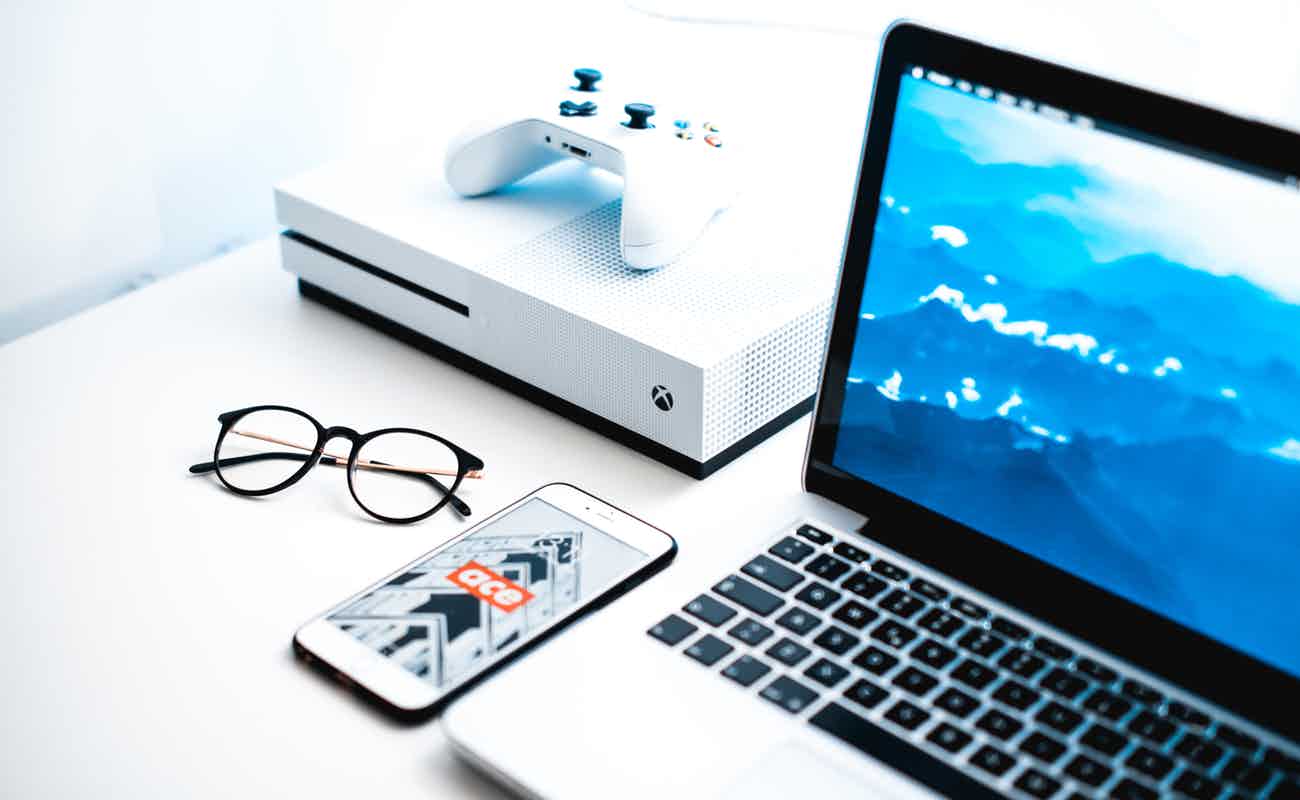 photo-1512686096451-a15c19314d59